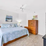 Crescent Beach Club I 5A