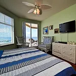 Mandalay Beach Club 1003