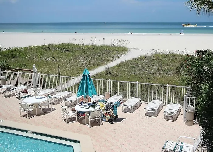 Crescent Beach Club I 12D