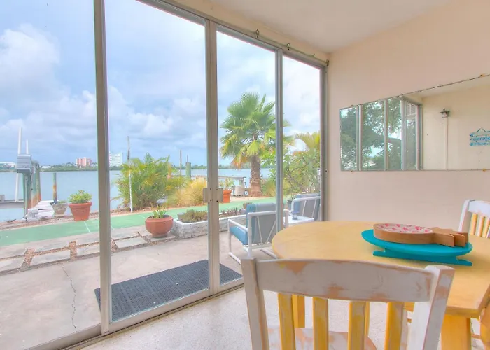 Bay Watch #3 - Weekly Beach Rental