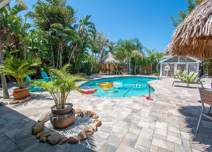 Clearwater Beach Oasis Retreat - Entire Resort