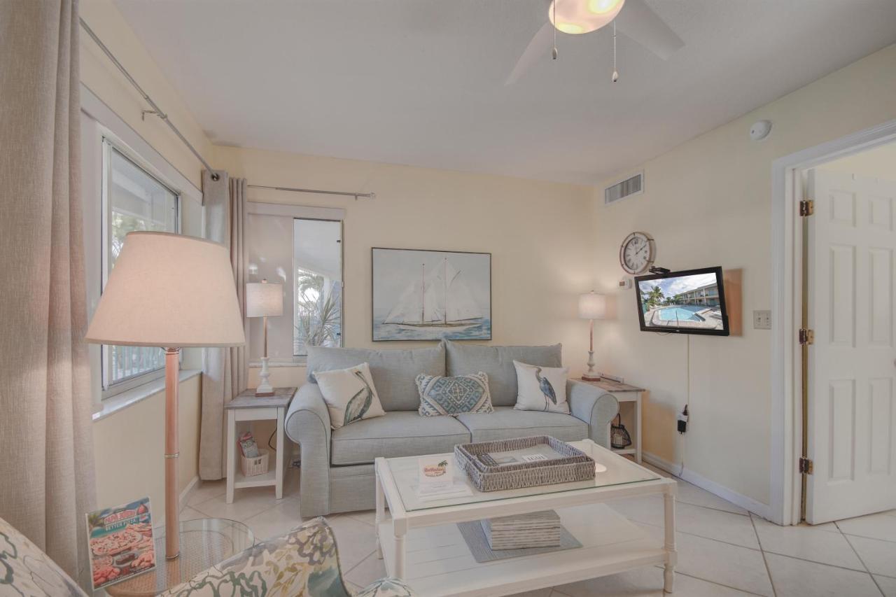Five Palms Vacation Rentals- Daily - Weekly - Monthly Aparthotel