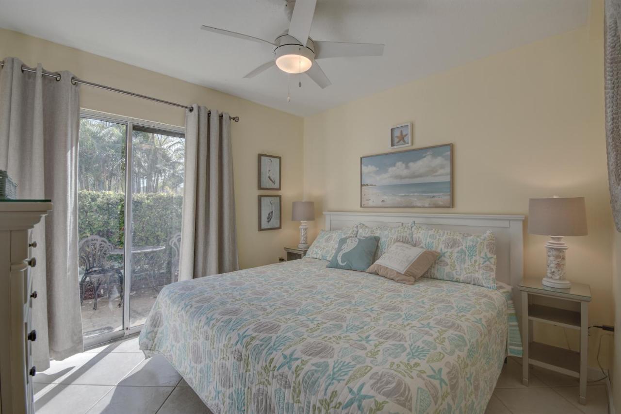 Aparthotel Five Palms Vacation Rentals- Daily - Weekly - Monthly