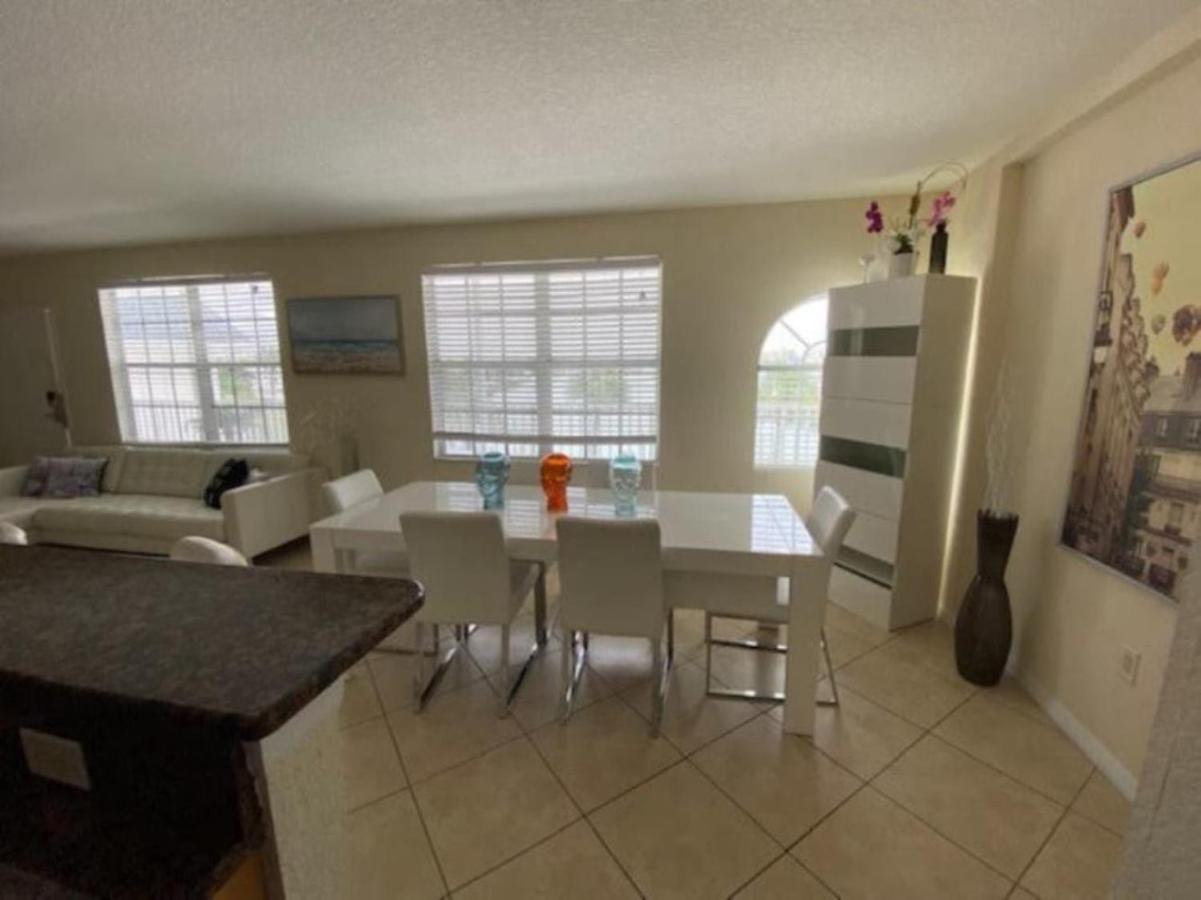 Oceanview Large Dream With 2bd/2b In Clearwater Apartment Clearwater Beach