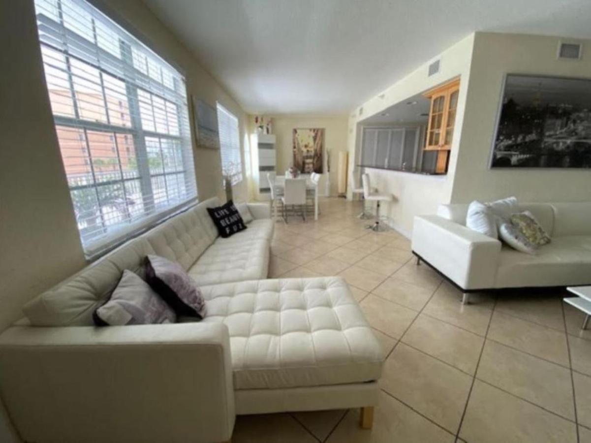 Oceanview Large Dream With 2bd/2b In Clearwater Clearwater Beach