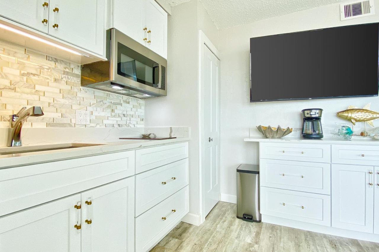 Belleair Club 112 Apartment Clearwater Beach