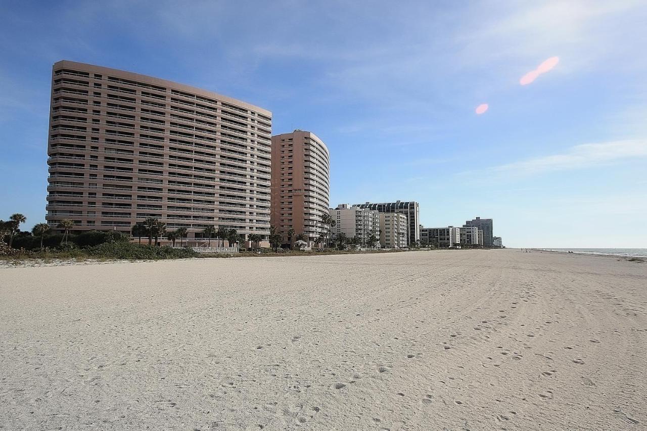 Crescent Club I 12d Apartment *