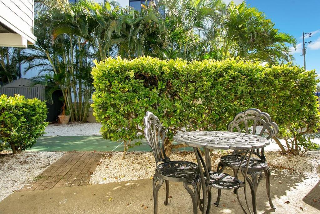 Five Palms Vacation Rentals- Daily - Weekly - Monthly *