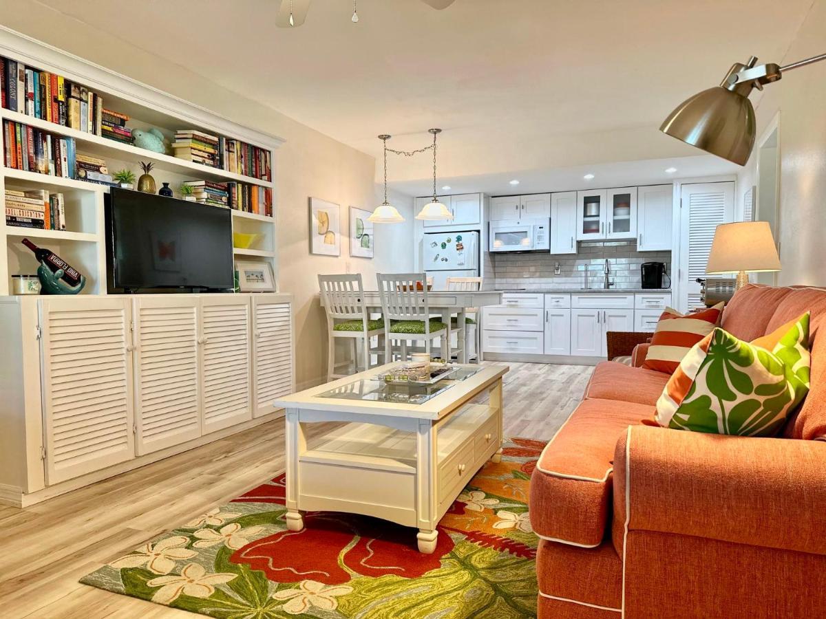 Chateau 1e - On The Beautiful Belleair Apartment