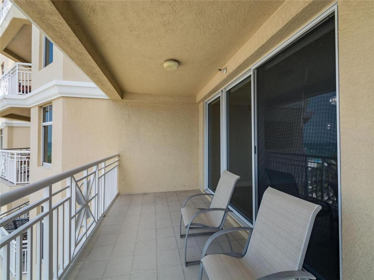 Mandalay Club 505-p Luxury Beachfront Apartment Clearwater Beach