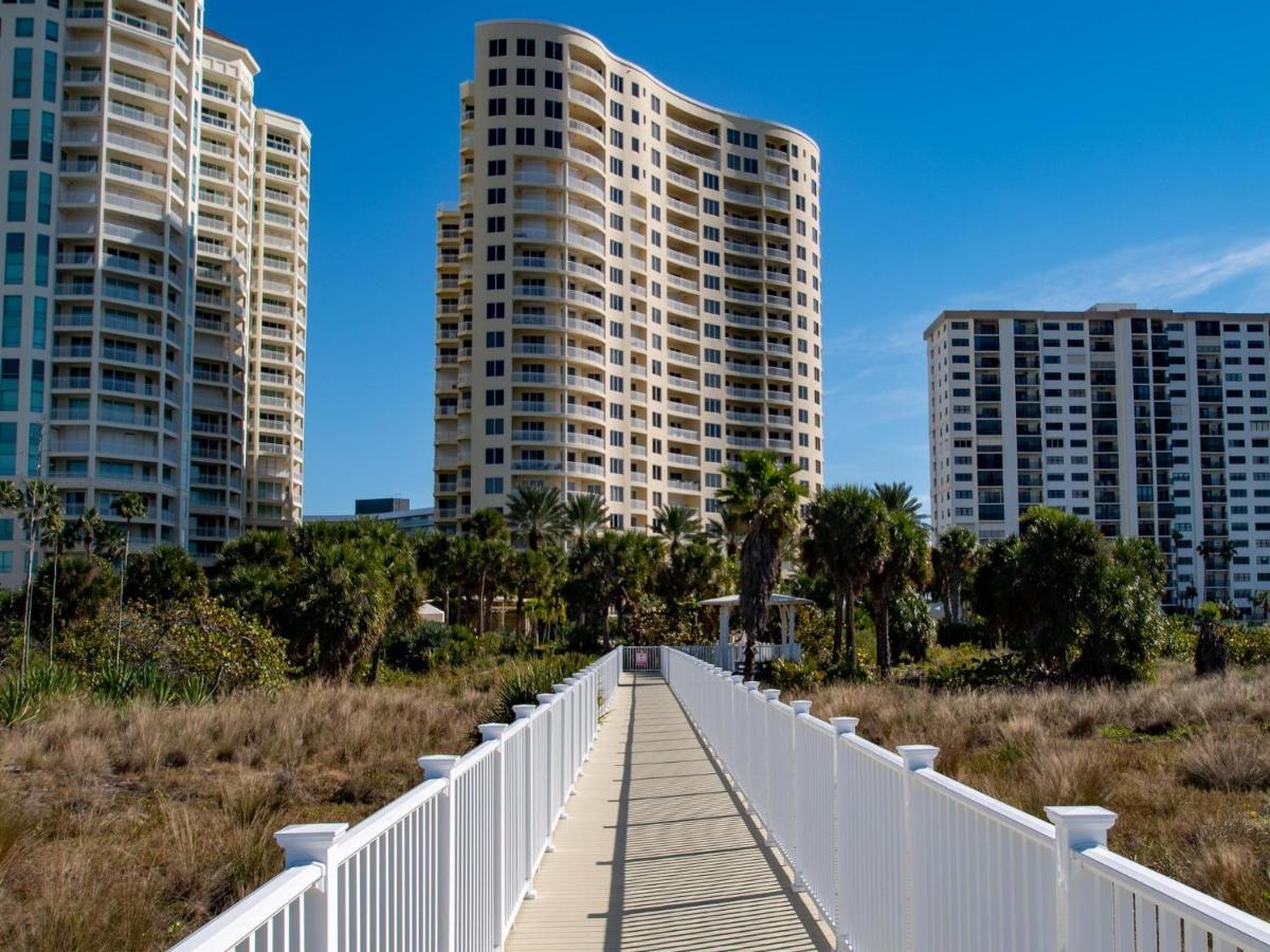 Meridian 1001 - A Spacious Beachfront * Clearwater Beach