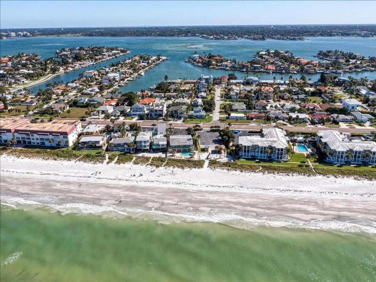 Chateau 1e - On The Beautiful Belleair Apartment Clearwater Beach