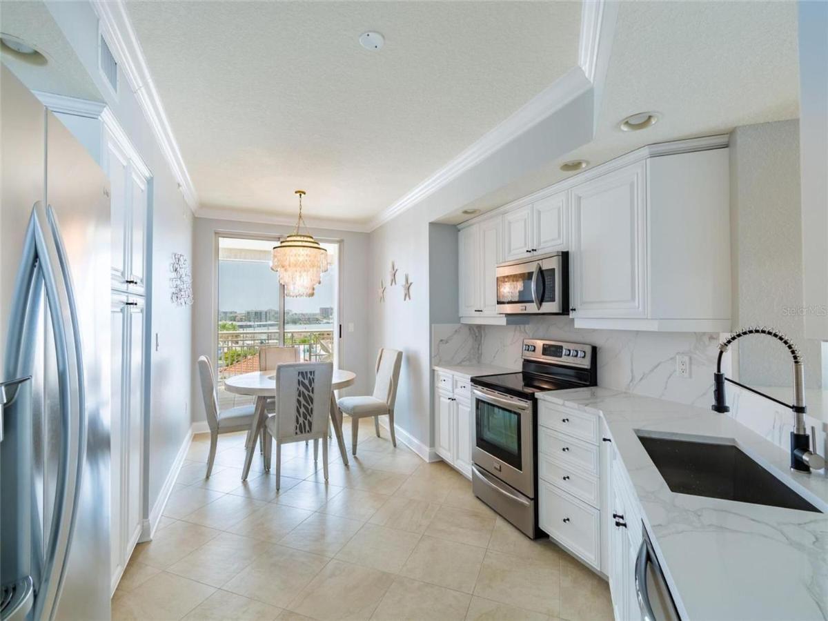 Apartment Mandalay Club 505-p Luxury Beachfront *