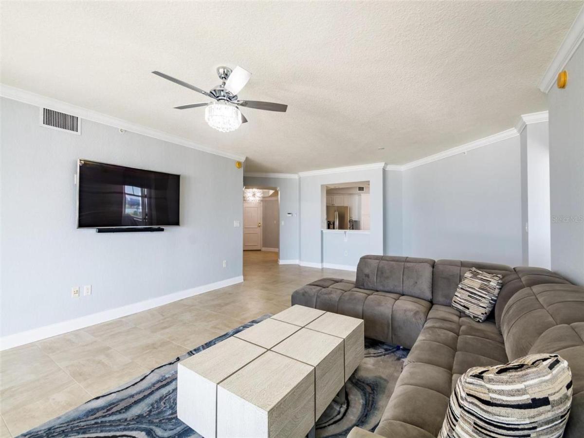Apartment Mandalay Club 505-p Luxury Beachfront