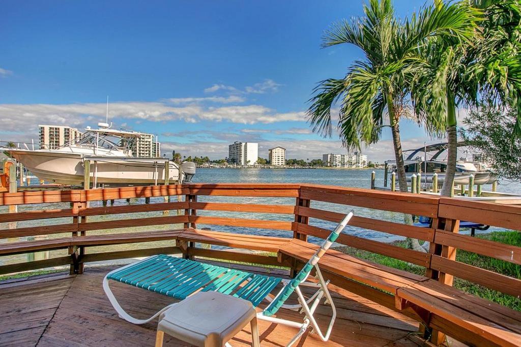 Five Palms Vacation Rentals- Daily - Weekly - Monthly Aparthotel *