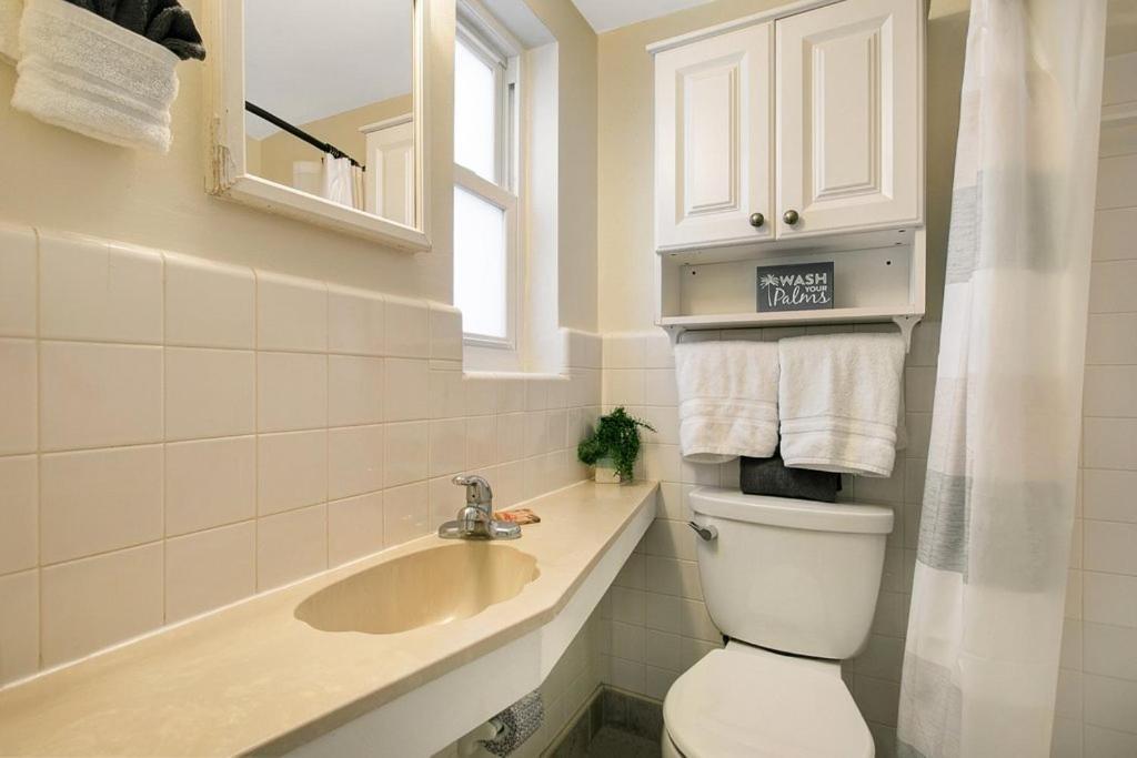 Five Palms Vacation Rentals- Daily - Weekly - Monthly Aparthotel *