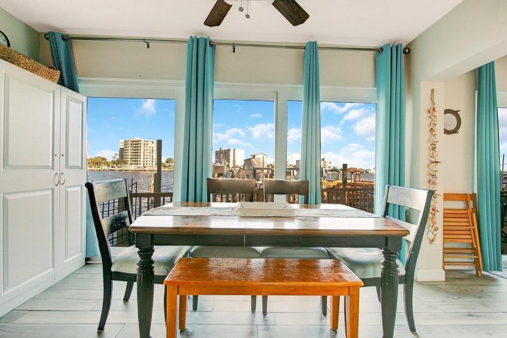 Five Palms Vacation Rentals- Daily - Weekly - Monthly * Clearwater Beach