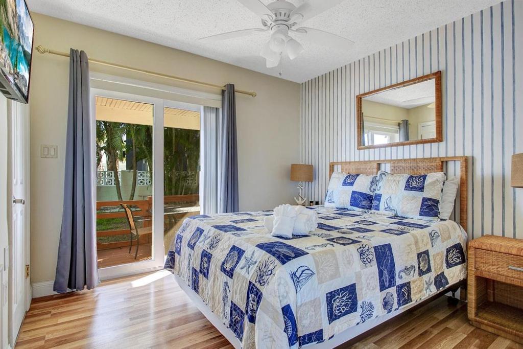 Five Palms Vacation Rentals- Daily - Weekly - Monthly Aparthotel Clearwater Beach