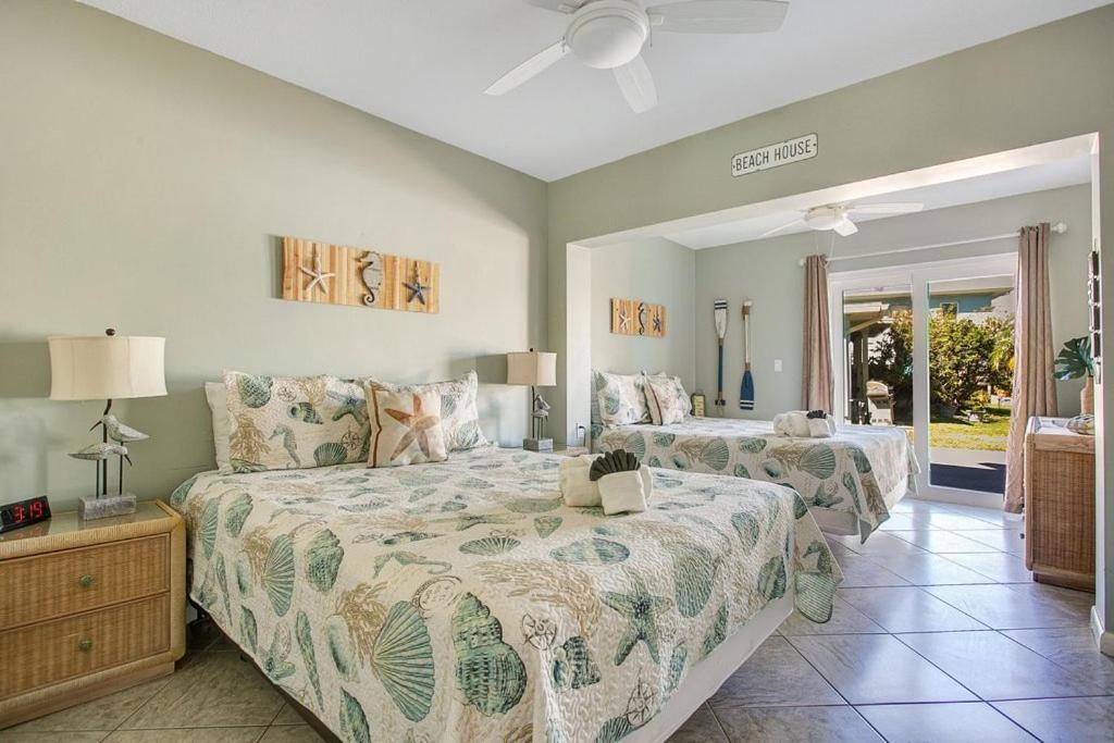Five Palms Vacation Rentals- Daily - Weekly - Monthly Aparthotel