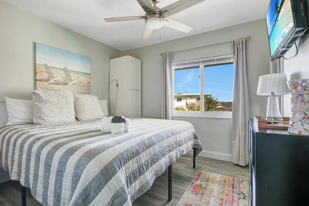 Five Palms Vacation Rentals- Daily - Weekly - Monthly Aparthotel *