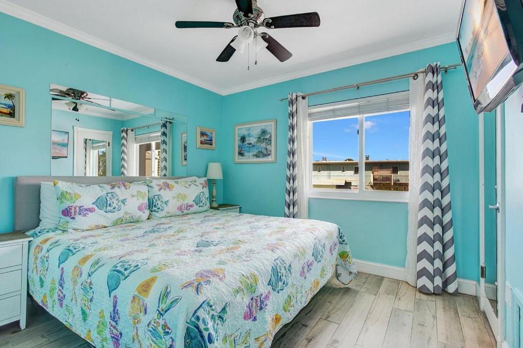 Five Palms Vacation Rentals- Daily - Weekly - Monthly Aparthotel *