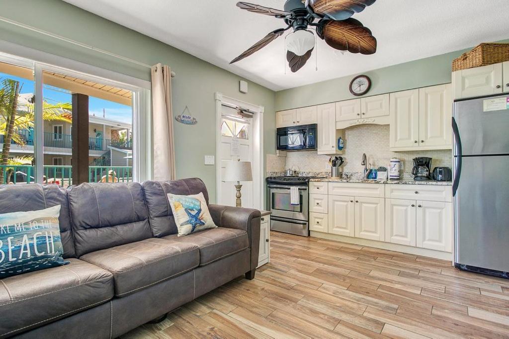 Five Palms Vacation Rentals- Daily - Weekly - Monthly * Clearwater Beach
