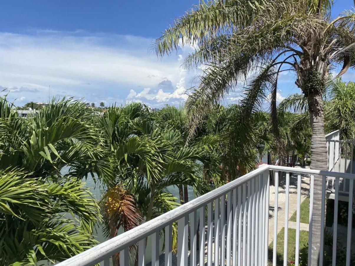 Tropical Breeze - Formerly Wells Manor Since 1953 Clearwater Beach