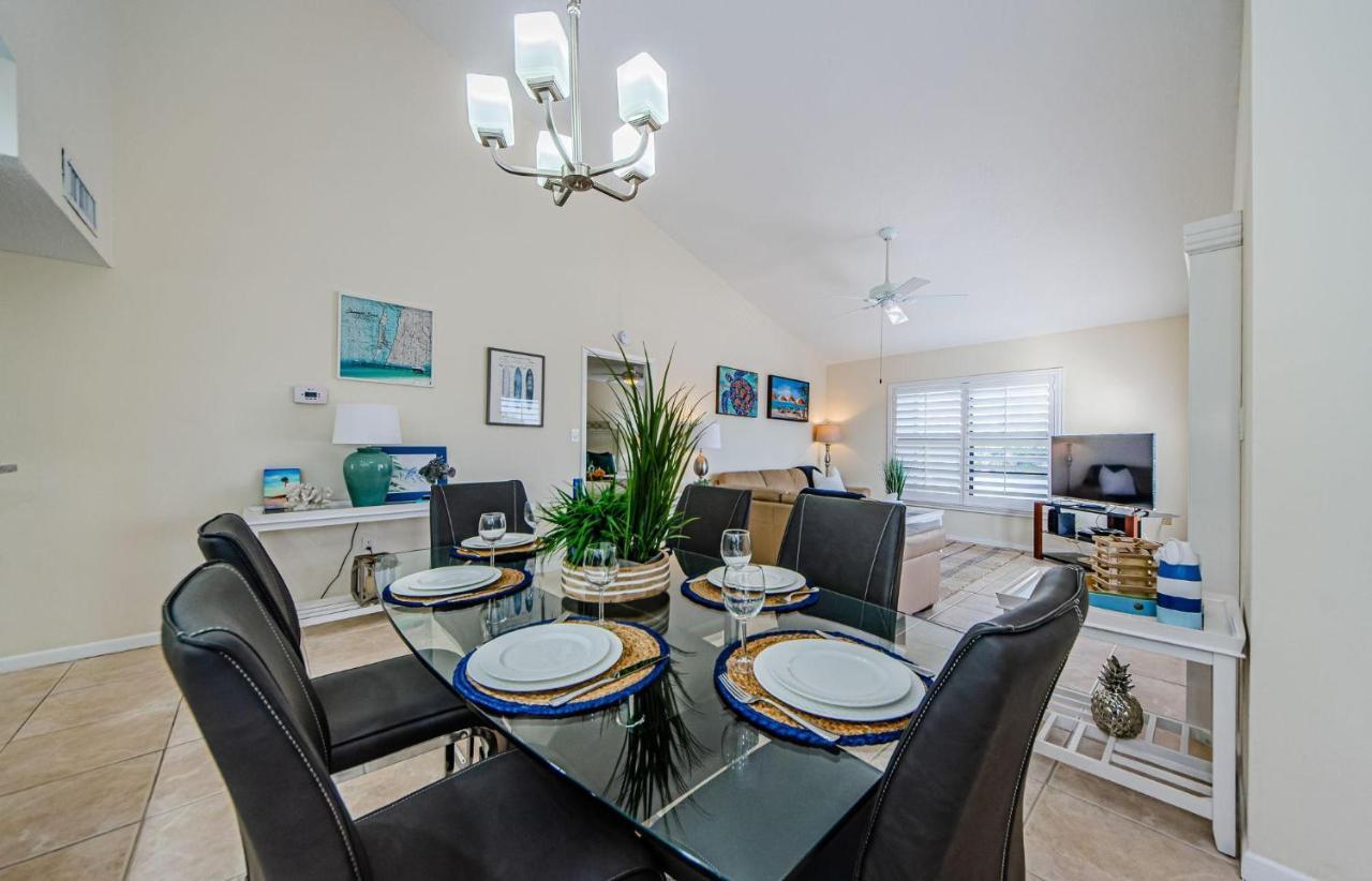 Fins Up In Clearwater Holiday home Clearwater Beach