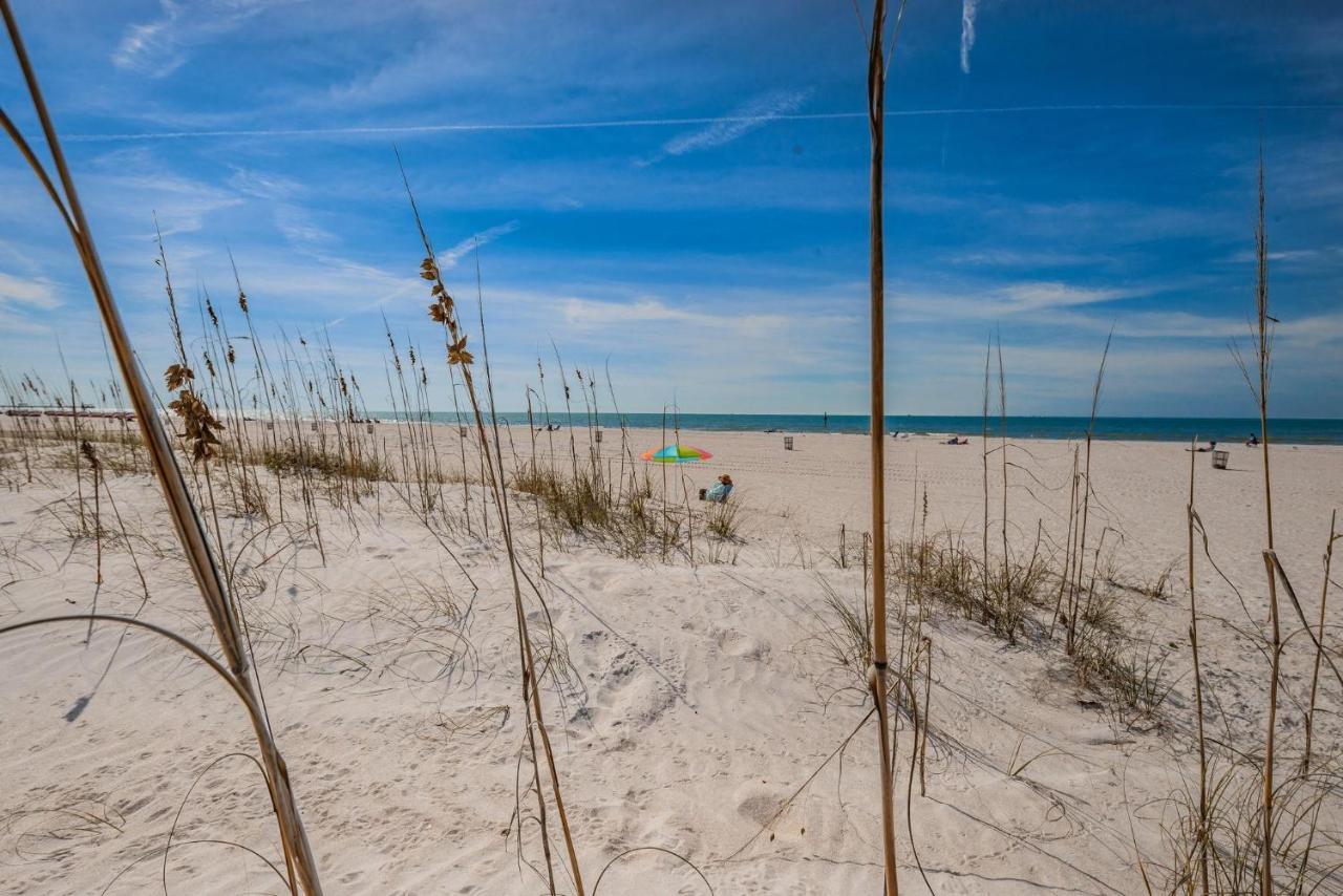 Fins Up In Clearwater Holiday home *