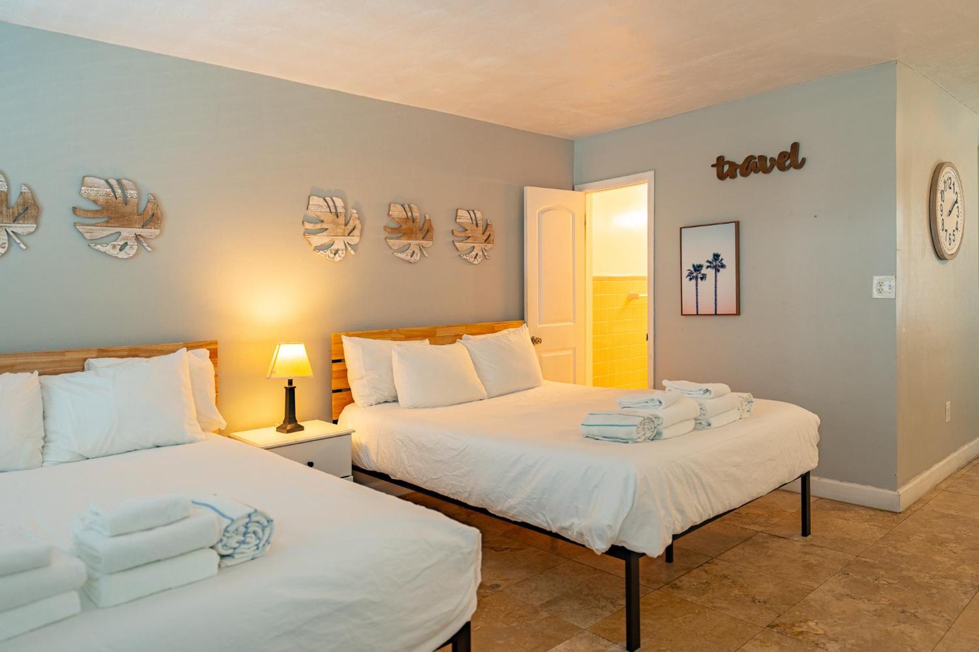 Apartment Tropical Breeze - Formerly Wells Manor Since 1953