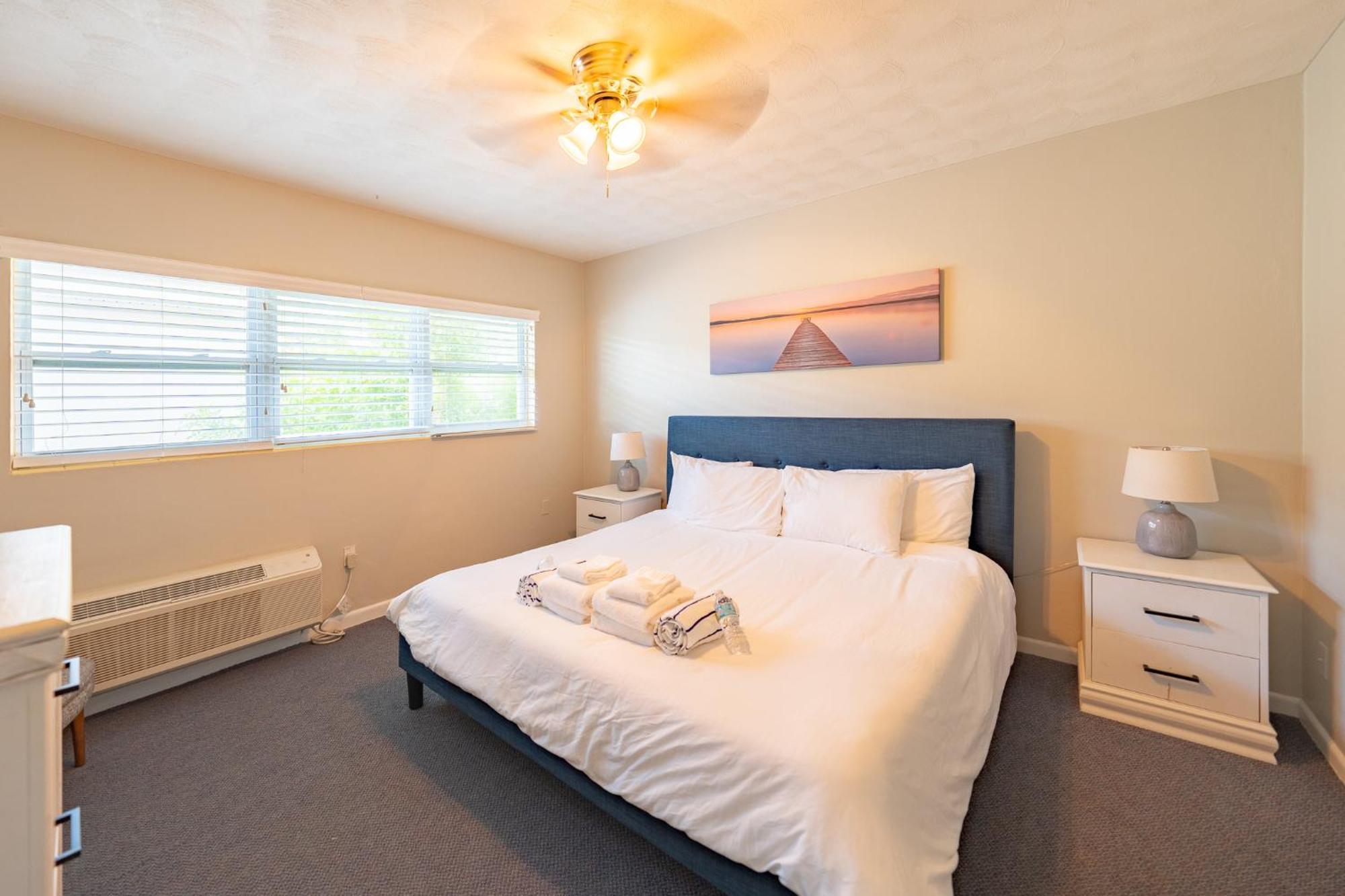 Tropical Breeze - Formerly Wells Manor Since 1953 Apartment