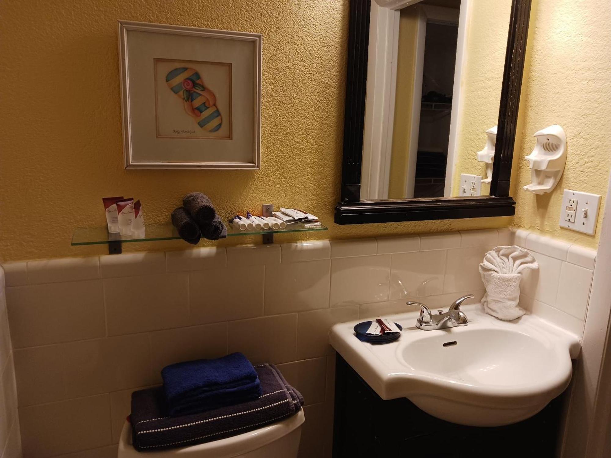 Royal North 3*