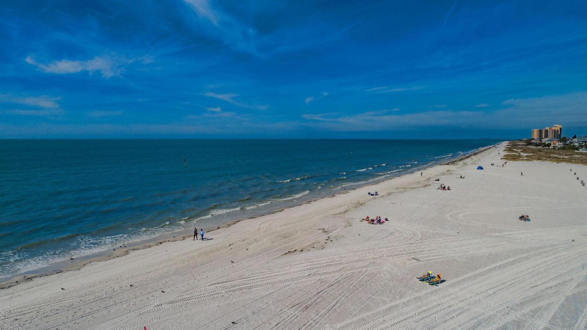 Fins Up In Clearwater Holiday home *