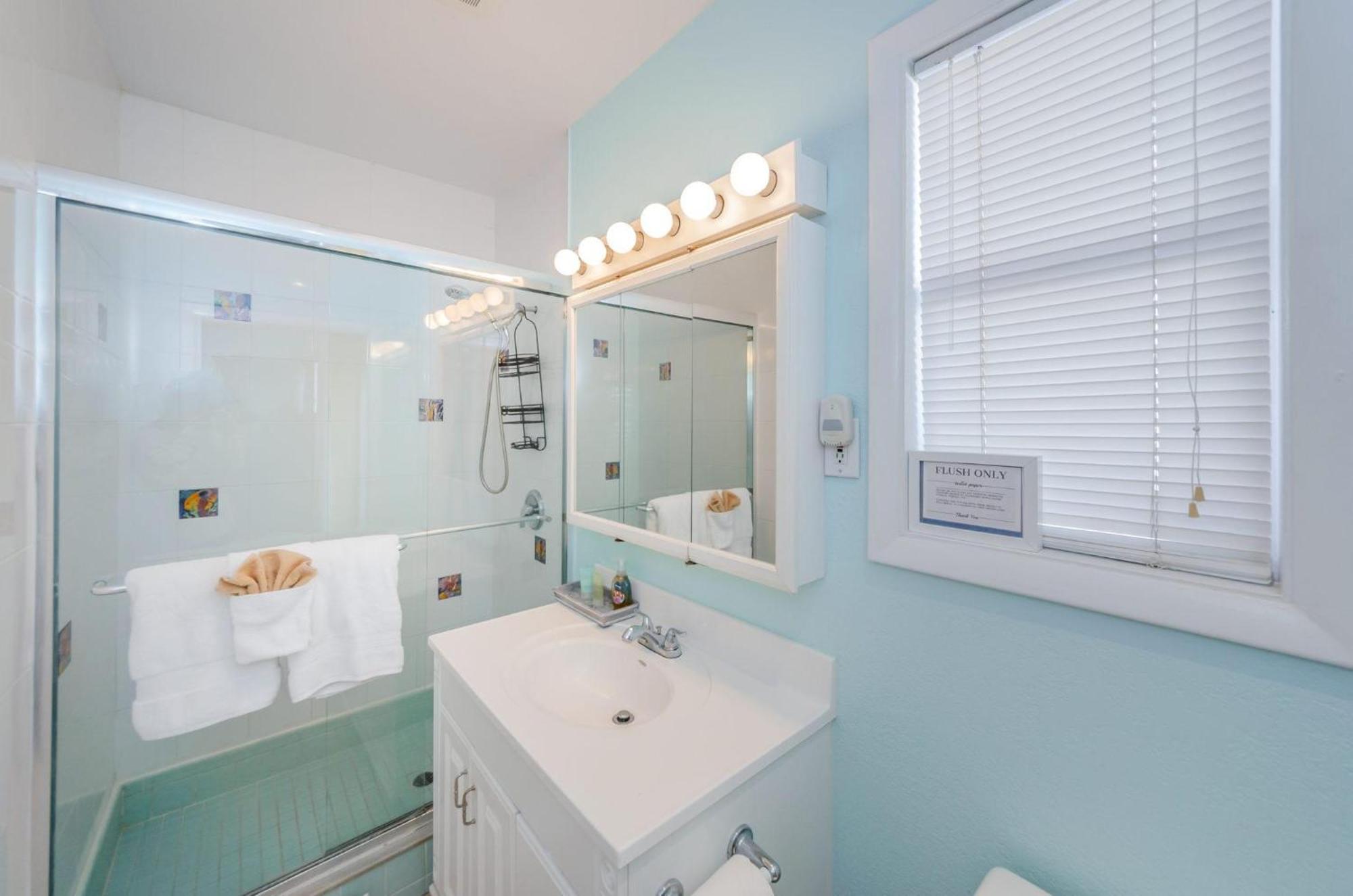 Holiday home Sea Breeze Beach House