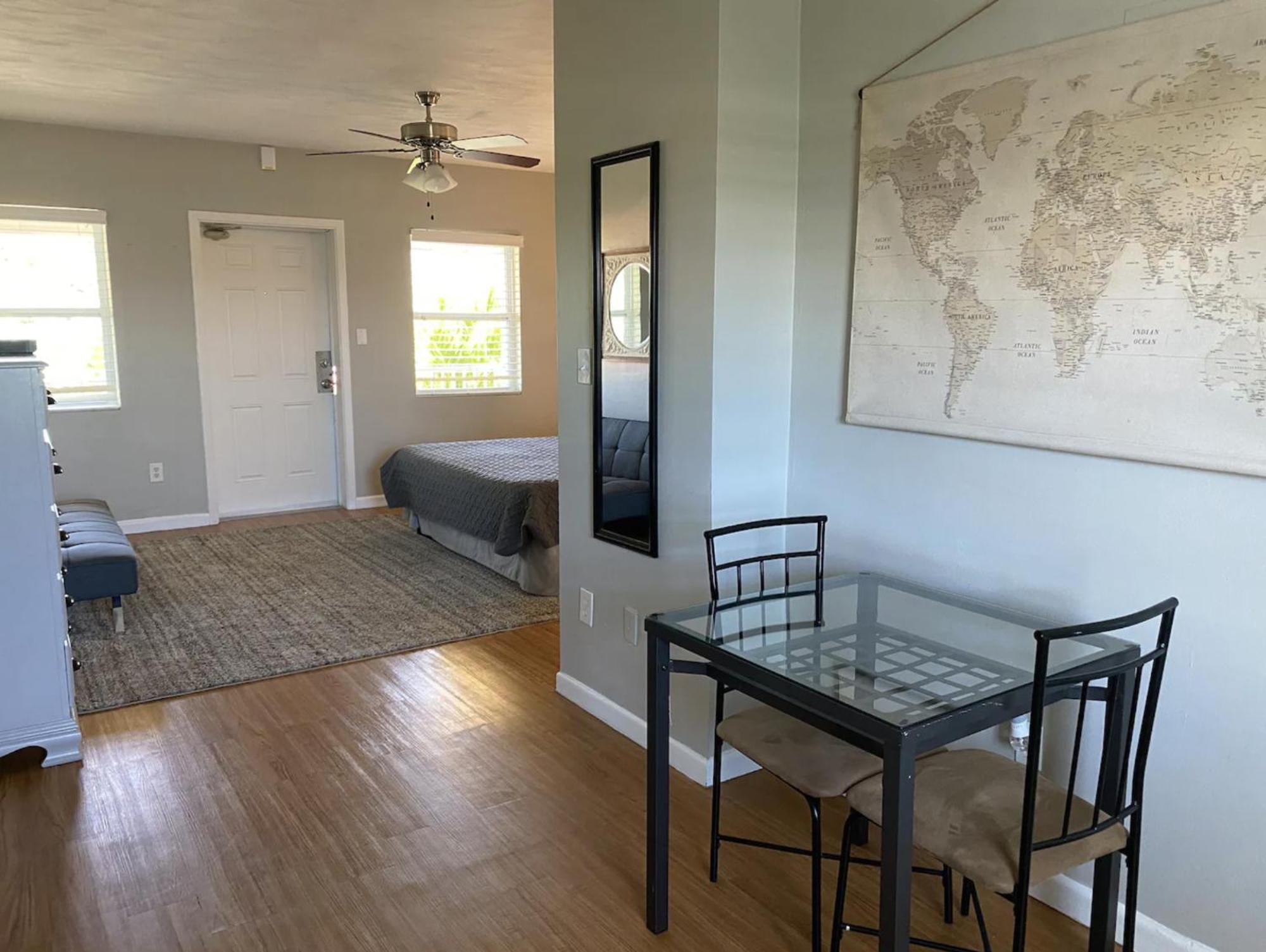 Apartment Tropical Breeze - Formerly Wells Manor Since 1953 Clearwater Beach