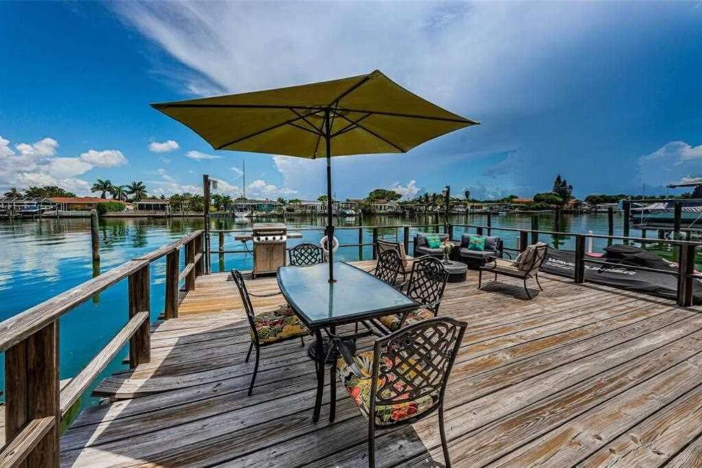Looking For A Relaxing Getaway In Sunny Florida 30 Days Minimum Apartment Clearwater Beach