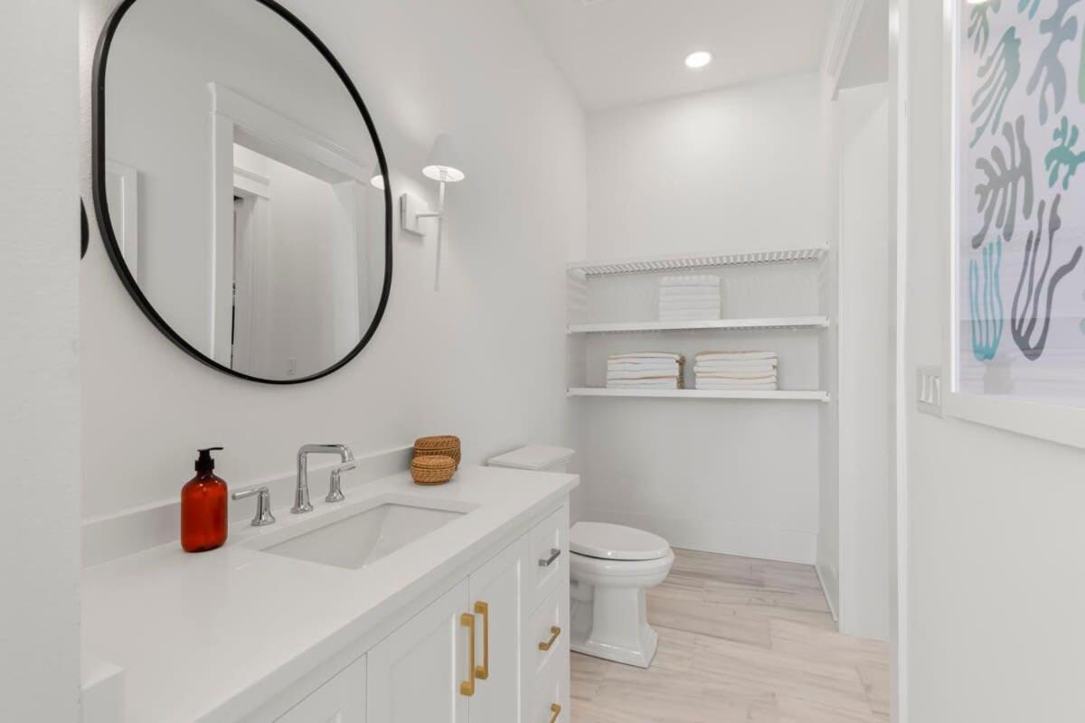 New! The Jade House At The Gemma - Stunning 6 Bed, 7 Bath Home With Private Pool And Hot Tub, Steps To The Beach Clearwater Beach