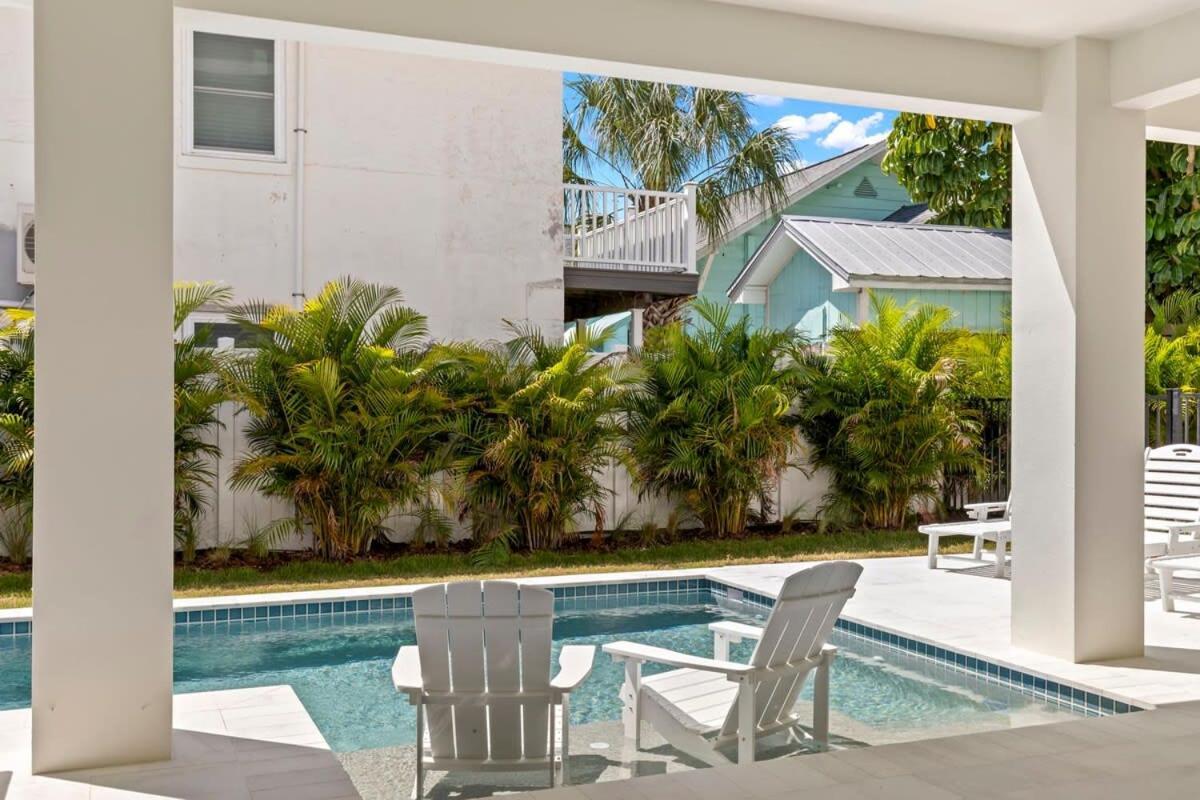 New! The Jade House At The Gemma - Stunning 6 Bed, 7 Bath Home With Private Pool And Hot Tub, Steps To The Beach Holiday home *