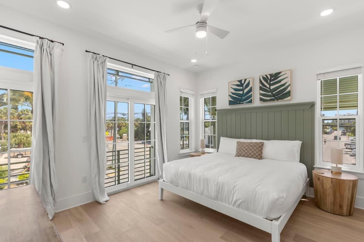 Holiday home New! The Jade House At The Gemma - Stunning 6 Bed, 7 Bath Home With Private Pool And Hot Tub, Steps To The Beach Clearwater Beach