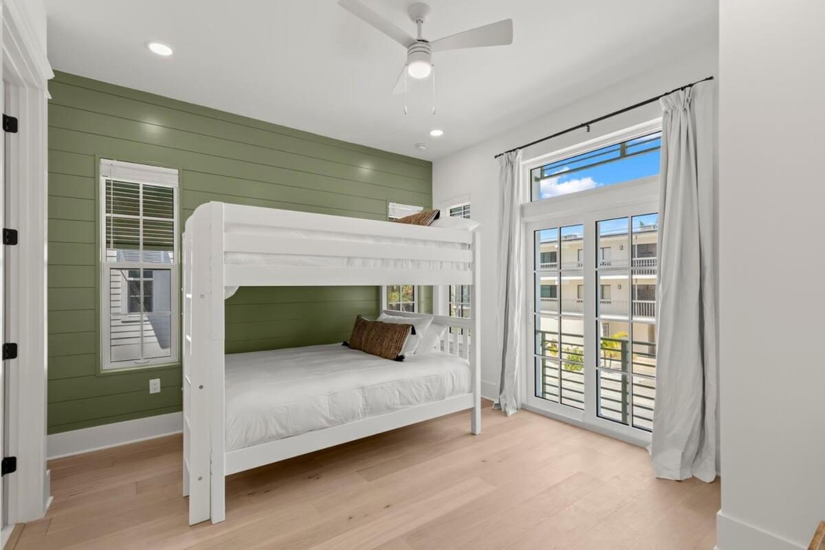 New! The Jade House At The Gemma - Stunning 6 Bed, 7 Bath Home With Private Pool And Hot Tub, Steps To The Beach *