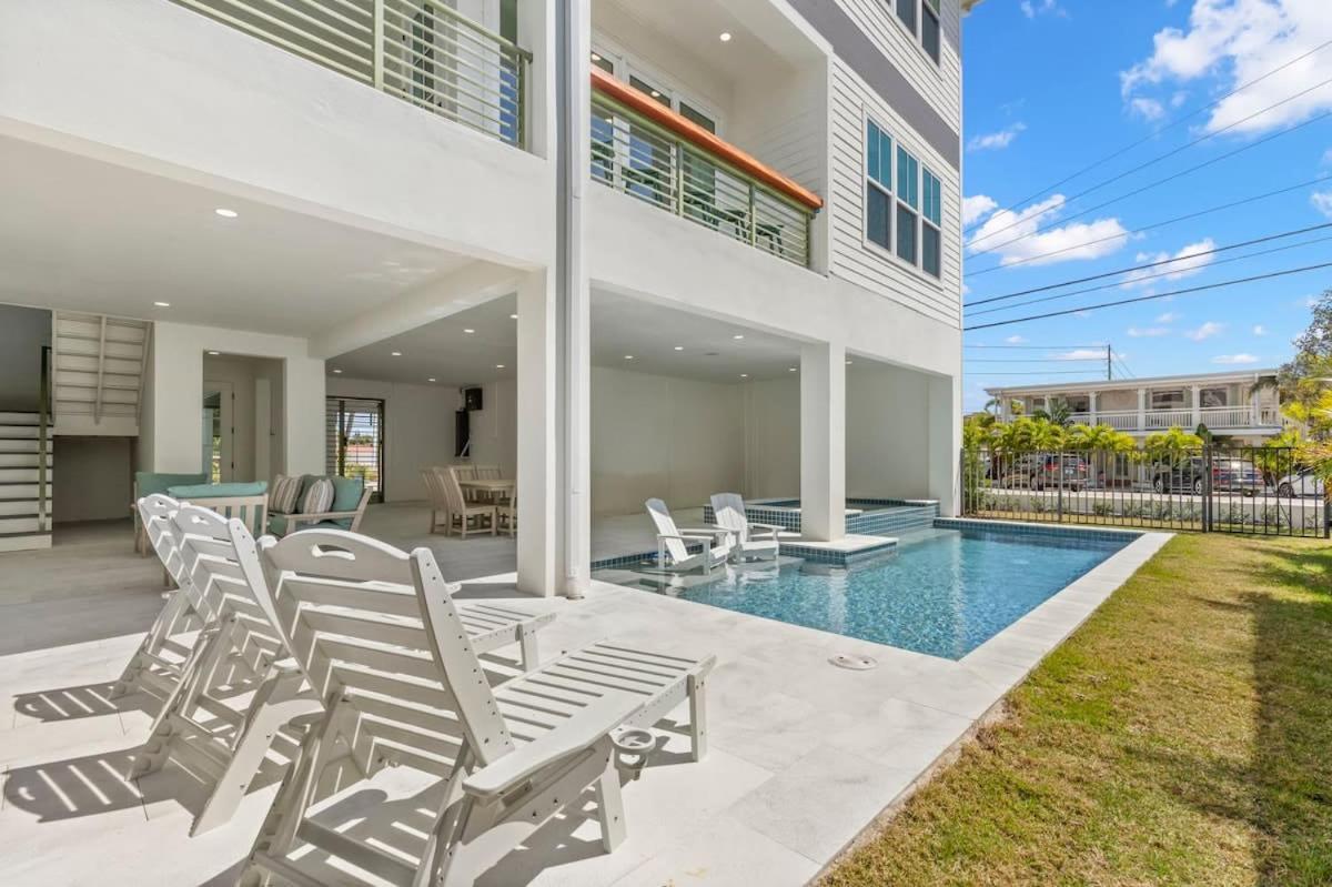 New! The Jade House At The Gemma - Stunning 6 Bed, 7 Bath Home With Private Pool And Hot Tub, Steps To The Beach Clearwater Beach