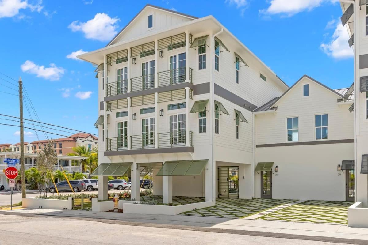 New! The Jade House At The Gemma - Stunning 6 Bed, 7 Bath Home With Private Pool And Hot Tub, Steps To The Beach Clearwater Beach