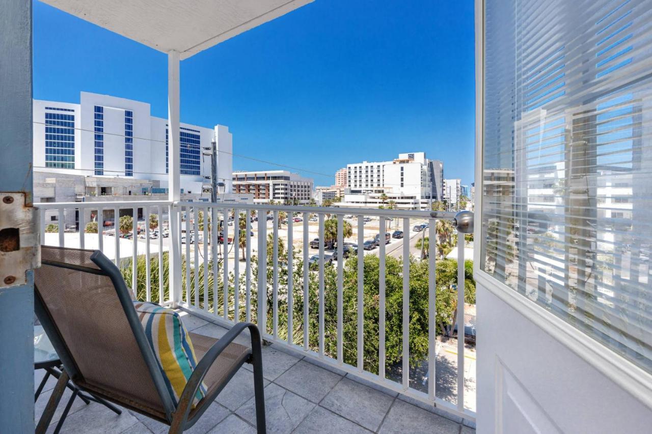 406 Dockside *