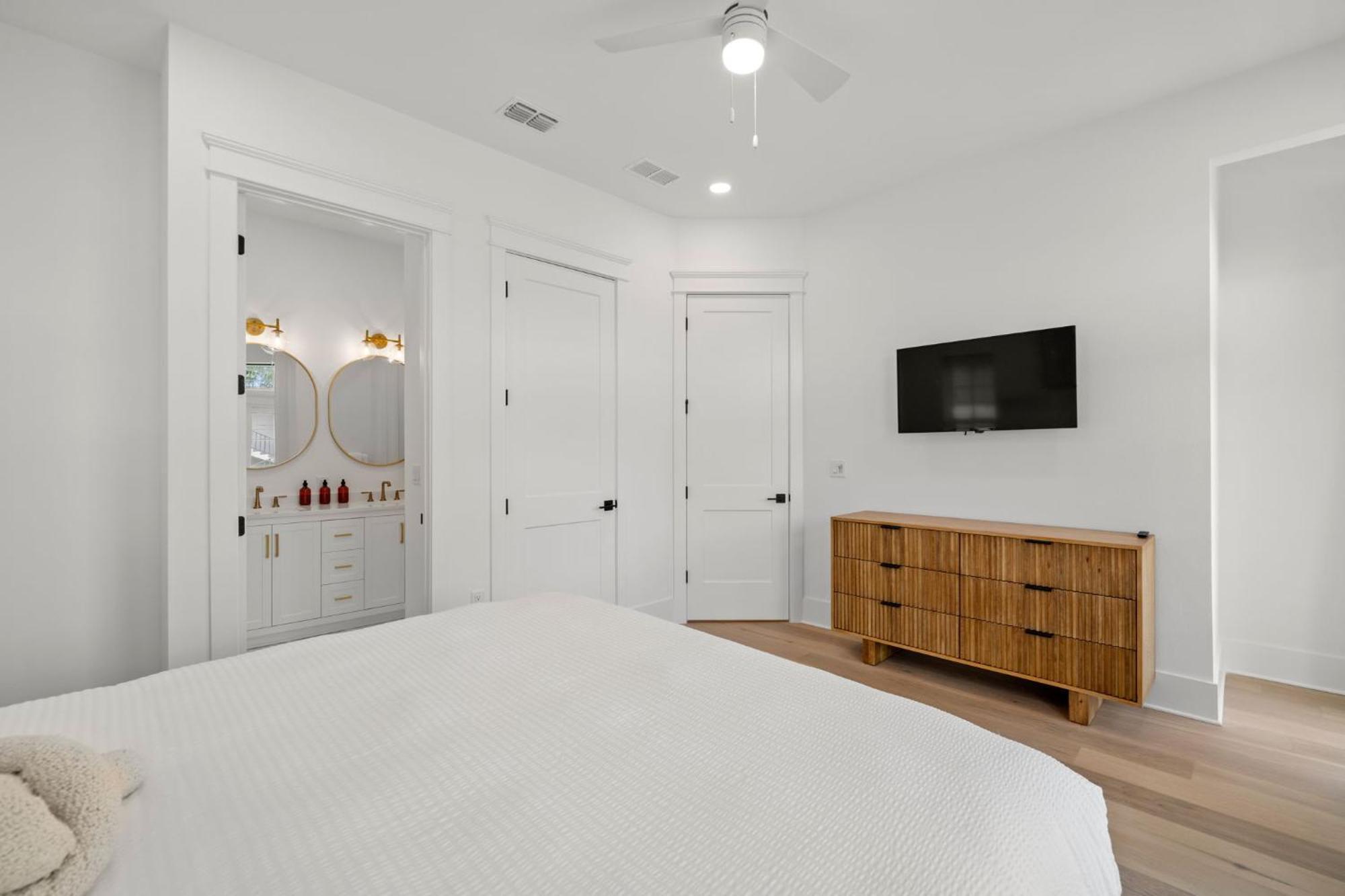The Akoya & Pearl At The Gemma - 2 Homes With Private Pools Just Steps To Clearwater Clearwater Beach