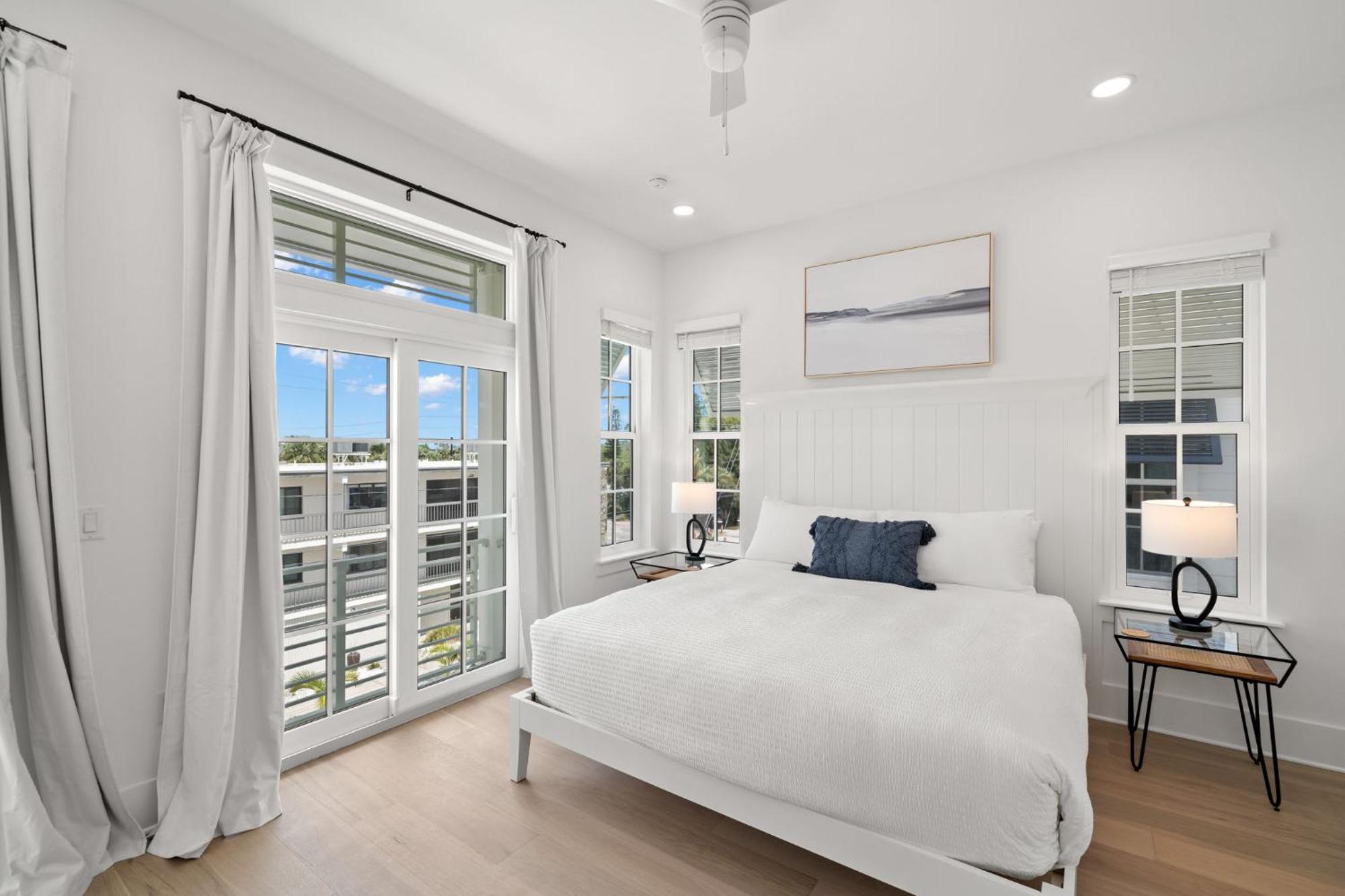 The Akoya & Pearl At The Gemma - 2 Homes With Private Pools Just Steps To Clearwater Holiday home Clearwater Beach