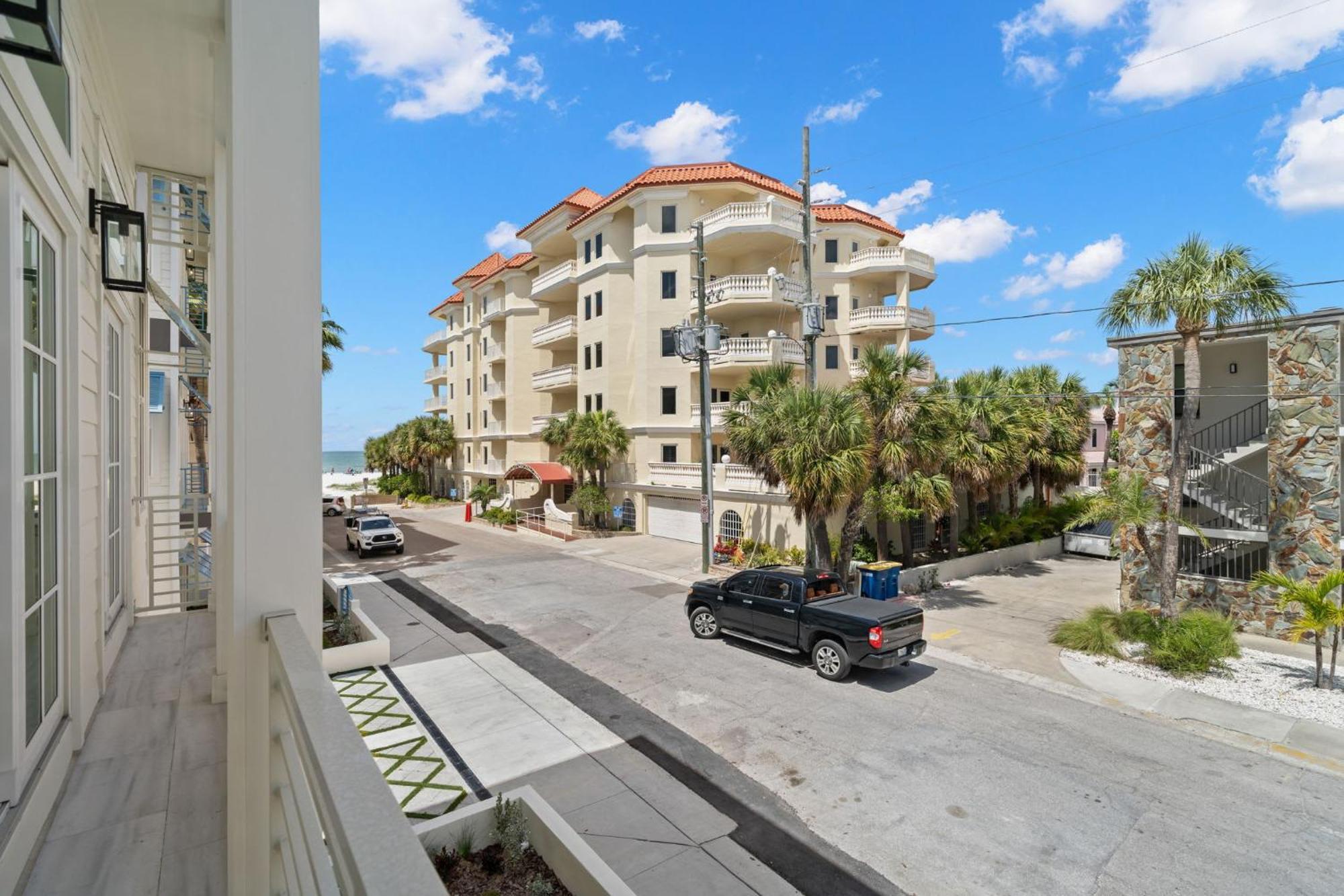 Holiday home The Akoya & Pearl At The Gemma - 2 Homes With Private Pools Just Steps To Clearwater Clearwater Beach