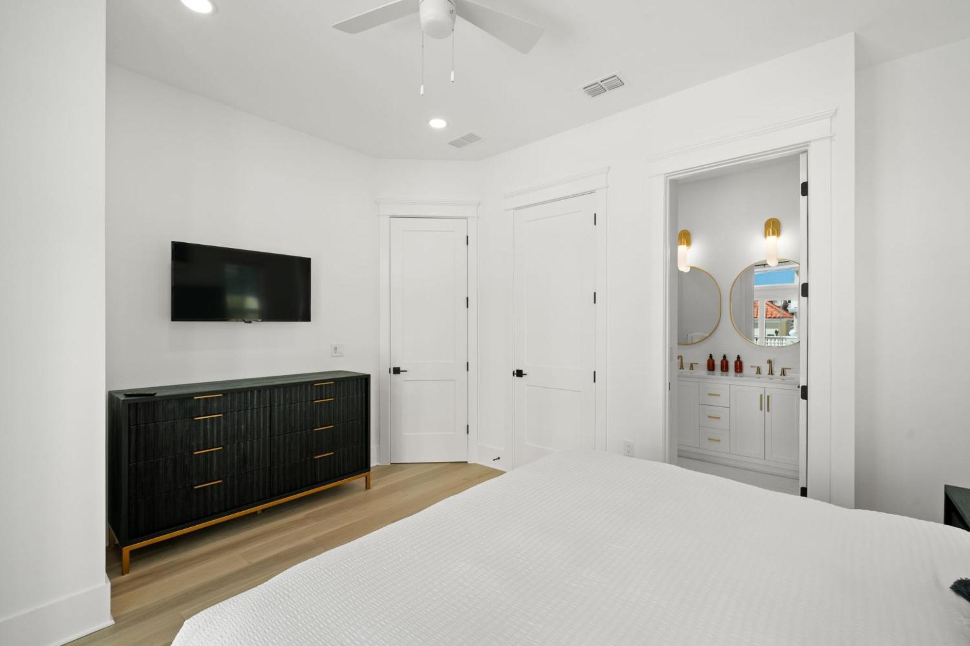 The Akoya & Pearl At The Gemma - 2 Homes With Private Pools Just Steps To Clearwater *
