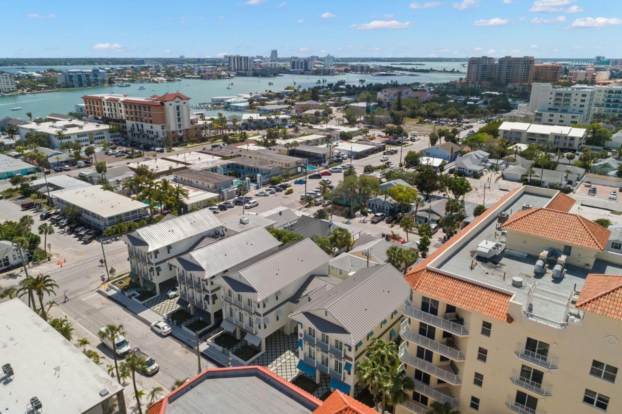 The Akoya & Pearl At The Gemma - 2 Homes With Private Pools Just Steps To Clearwater