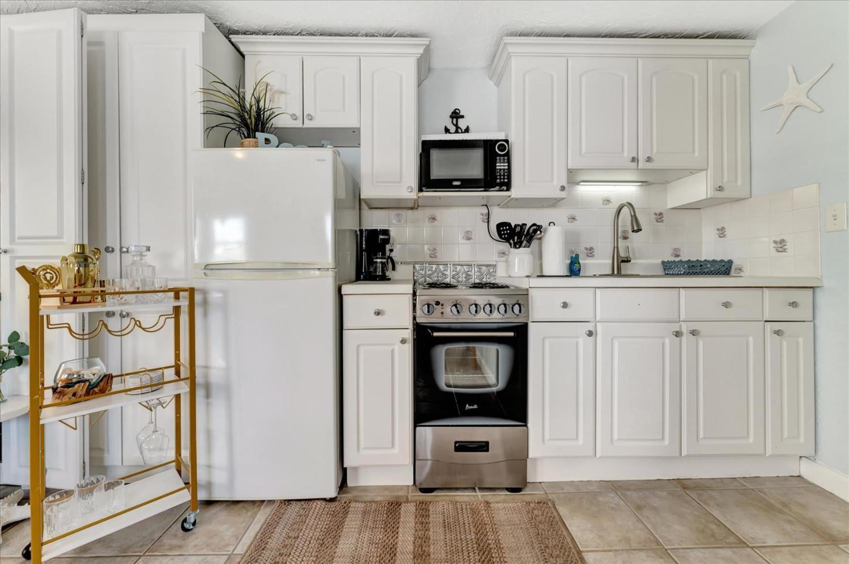 Holiday home The Seashell With Private Balcony And Walk To Clearwater Beach