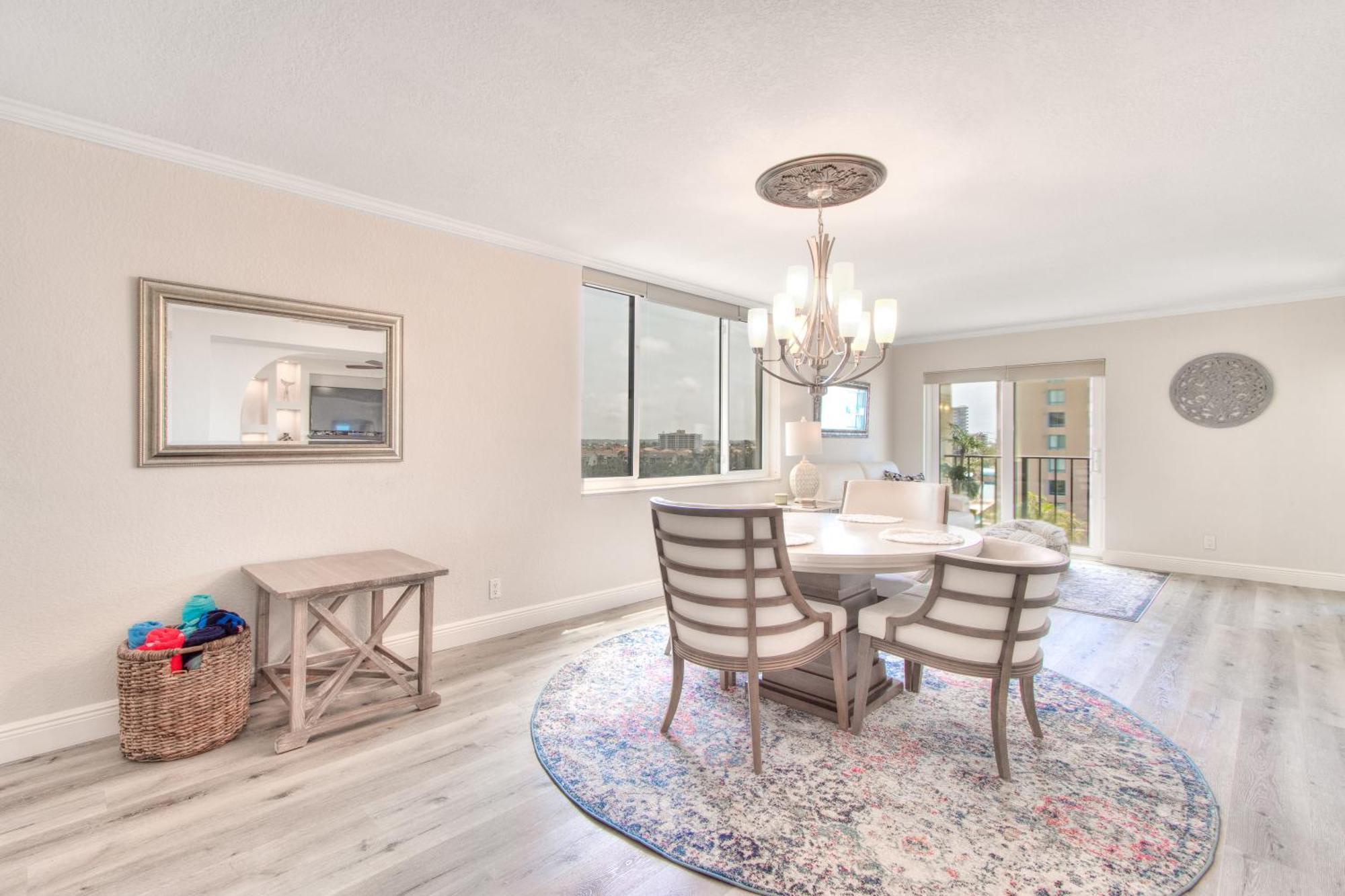Key South 601 Apartment *